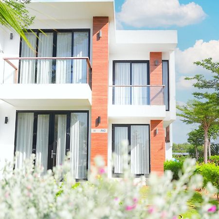 Biet Thu Mat Tien Bien Saint Simeon Resort Вунг Тау Екстериор снимка