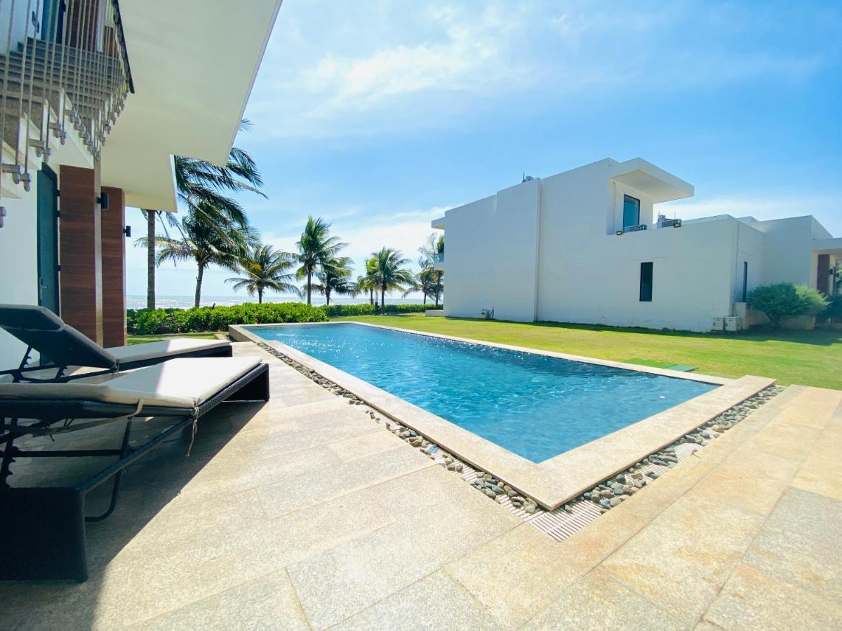 Biet Thu Mat Tien Bien Saint Simeon Resort Вунг Тау Екстериор снимка