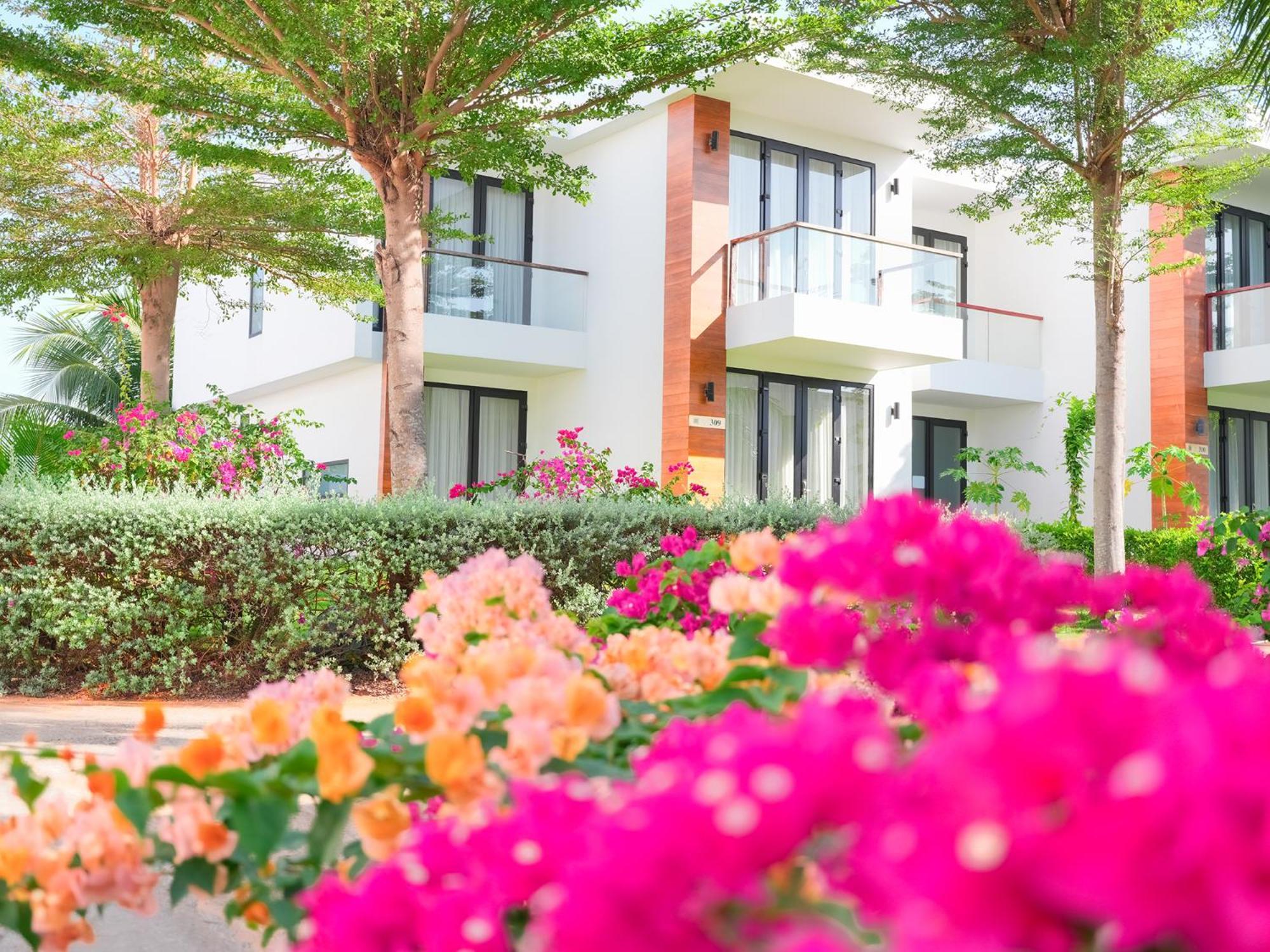 Biet Thu Mat Tien Bien Saint Simeon Resort Вунг Тау Екстериор снимка